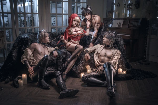 当国产电影还在翻拍经典时，外国电影早已在叙事迷宫中开辟新径