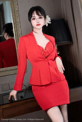 那些让我们按下暂停键的瞬间：经典电影截图如何成为永恒的文化符号