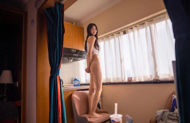 《致美丽的你国语版：跨越语言藩篱的青春共鸣与情感升华》