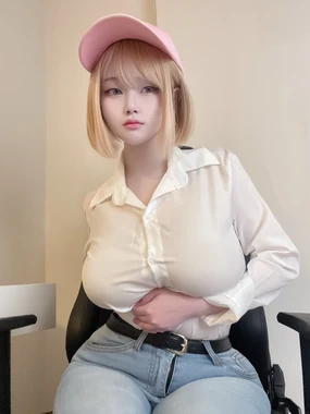 《变相怪杰3国语版：面具下的狂欢与失落，一场迟到的魔幻盛宴》