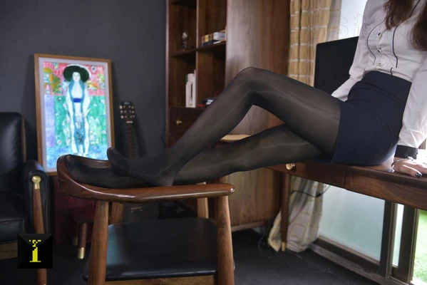 《光影里的情书：那些老电影爱情片如何偷走了我们的心》