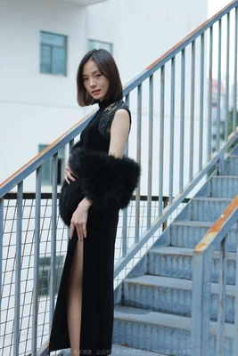 《银幕魅影：当电影剧情成为通往异界的邀请函》