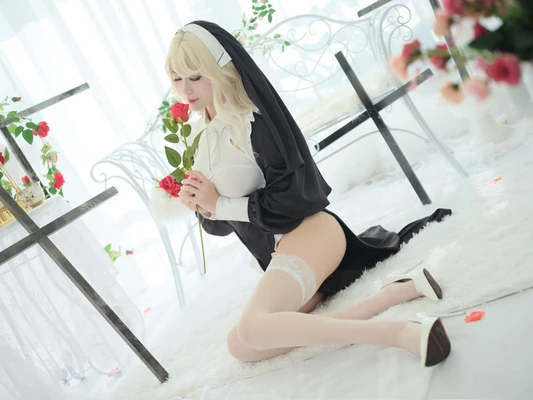 《香港国语版猛鬼大厦：都市传说背后的集体记忆与恐惧密码》