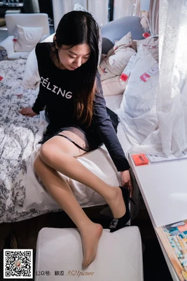 《神奇侠侣》国语版：一部被低估的港式超英喜剧的深度解码