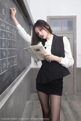 那些让你瞬间穿越时光的经典老歌，每一首都藏着我们的青春密码