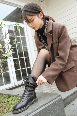 揭秘奥特之母国语版：跨越半个世纪的光之传承与情感共鸣