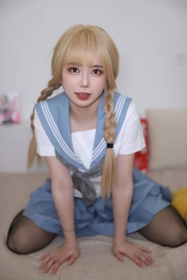 《喜剧之王国语版：周星驰的草根史诗与时代回响》