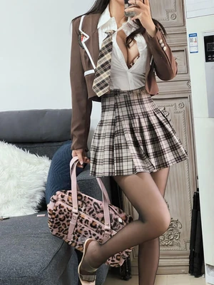 《光影魔法：英语故事电影动画片如何重塑我们的情感世界》