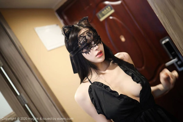 《光影铸魂：孙波的故事如何照亮时代精神》