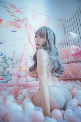 那些照亮时代的经典语录背景：为何它们能穿透时间直击人心？