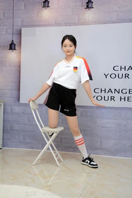 《光影背后，那些毛茸茸的演员们：揭秘电影小狗的幕后故事》