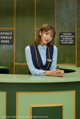 《小故事》全集：一部被低估的杰作如何用微小叙事撬动情感宇宙