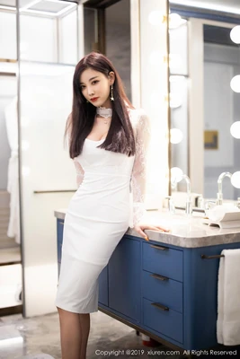 用声音点燃民族之魂：爱国主义经典诵读的当代价值与情感共振