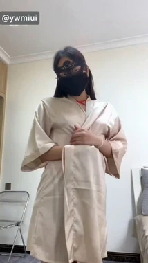 王家卫的《2046》：一场跨越语言与时间的诗意之旅