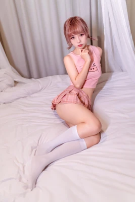 《98经典视频：一个时代的数字记忆与永恒回响》