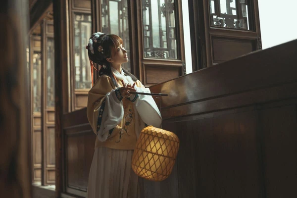 《小猪奇国语版全集：重温童年经典，解锁亲子时光的魔法钥匙》