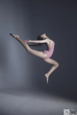 《酒店之王国语版全集：重温经典，品味豪门恩怨的永恒魅力》