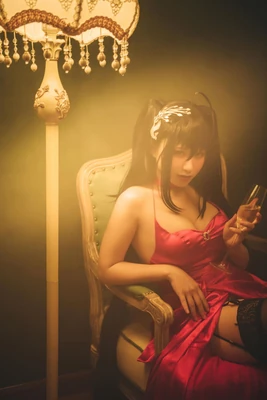 《拳台不朽：解码经典拳王争霸赛的永恒魅力》