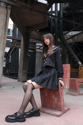 好莱坞大片国语版：文化桥梁还是本土电影的隐形杀手？