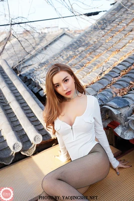 《黑客帝国：代码深处的革命与救赎》