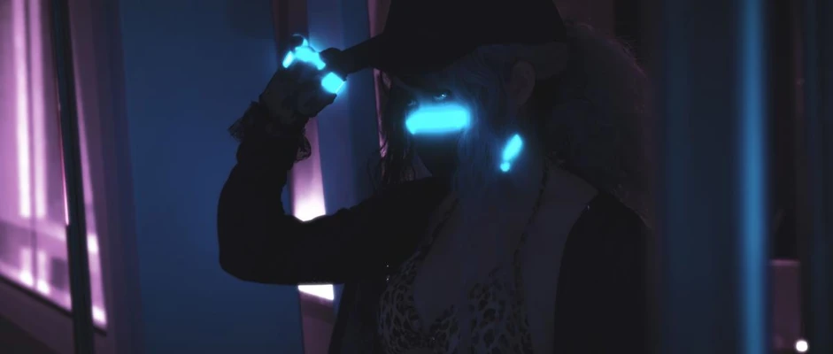 《经典小不懂：那个疯癫和尚如何成为一代人的精神导师》