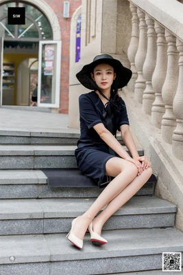 《阿拉神灯国语版：一场跨越语言魔毯的奇幻之旅》