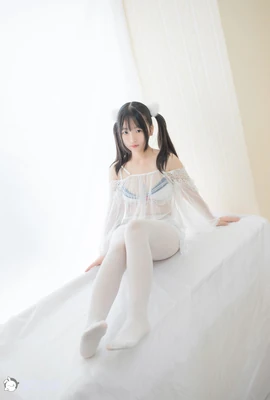 《小城故事》：时光深处的温柔回响与永不褪色的人间烟火