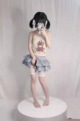 《渴望人妻国语版：禁忌之恋背后的情感共鸣与人性探索》