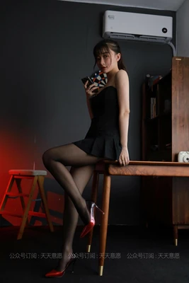 那些年，我们守在电视机前一起哼唱的旋律：春节晚会经典歌曲如何成为国民记忆的密码