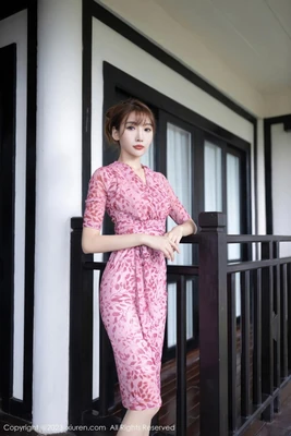 当经典SM美学遇见动漫：一场关于权力、欲望与艺术表达的深度探索