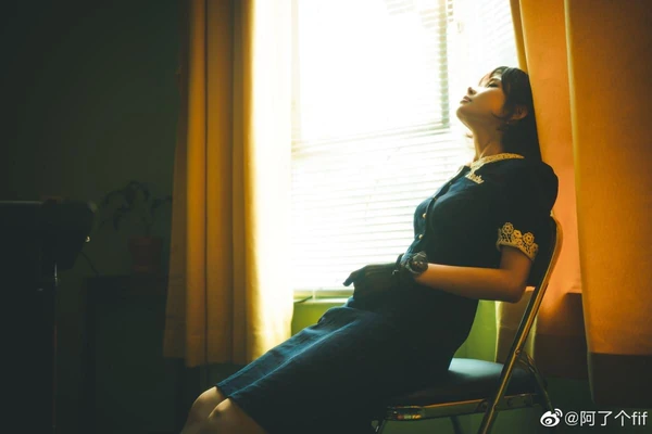 《上海故事》下载指南：光影流转中的都市记忆与情感密码