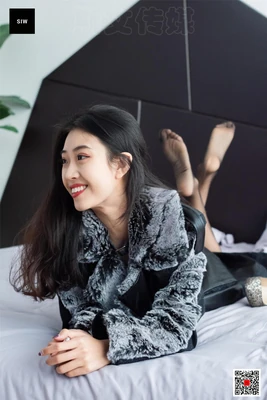 靳东的荧幕魅力：从《伪装者》到《精英律师》的演技蜕变之路