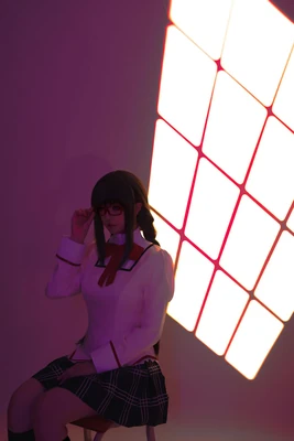 《疯狂蚂蚁电影国语版：一场颠覆想象的微观世界视听盛宴》