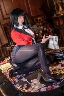 《嫉妒的深海国语版全集》：一场跨越语言的情感风暴与人性拷问