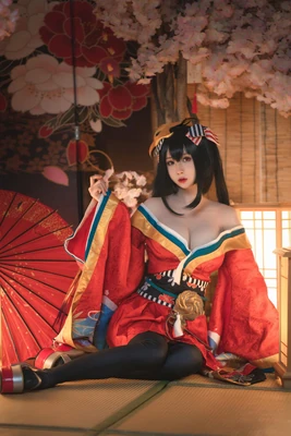 小西悠：从写真偶像到文化符号的经典蜕变之路