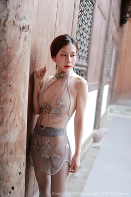 在暗夜中绽放的死亡美学：经典死亡摇滚如何重塑了音乐的反叛灵魂