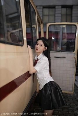 《解码AV经典合集：迅雷下载背后的数字记忆与时代烙印》