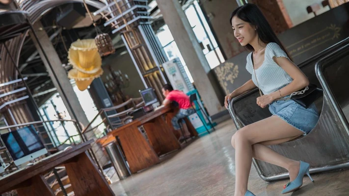 邻居女孩国语版：从银幕到心灵的文化共鸣与情感投射