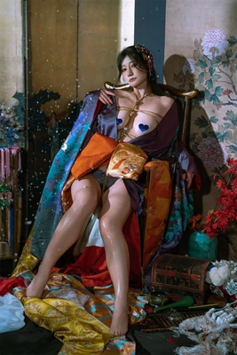 《大腕》：一场荒诞葬礼背后的时代寓言与人性浮世绘