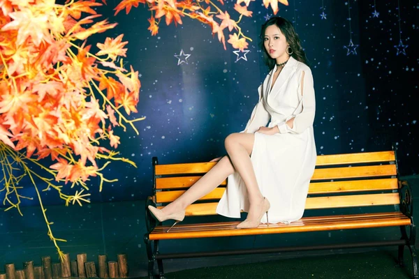 《浩哥的爱情故事：一场笑中带泪的都市情感浮世绘》