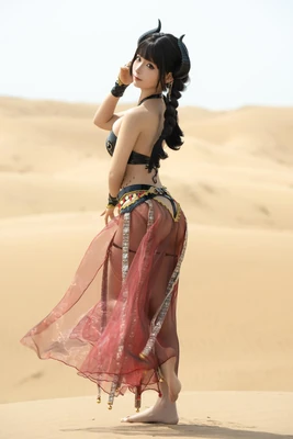 《国民故事微电影：时代记忆的微缩光影与情感共鸣》