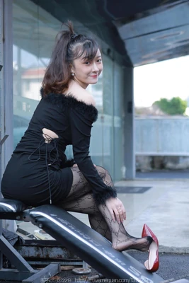 《鹏城逐梦：那些在深圳打拼的银幕史诗》