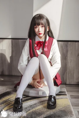 那些让我们心动的光影瞬间：电影中最甜蜜的爱情故事为何如此难忘