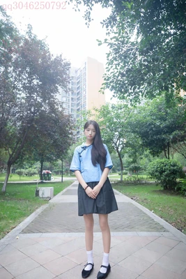 《八百壮士：血泪铸就的孤岛悲歌与民族记忆》