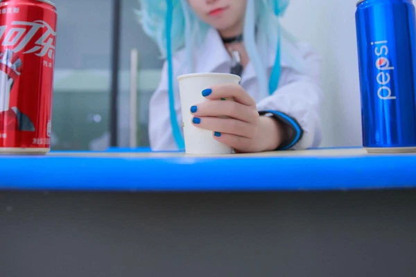 《银幕背后的真相：那些震撼人心的电影故事背景如何塑造经典》