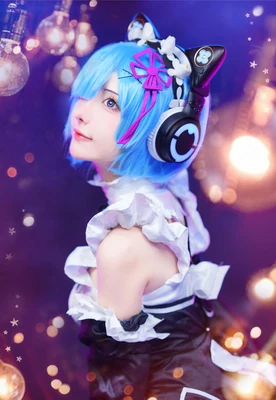 《当梦境跃然纸上：睡前故事电影海报的艺术魔力》