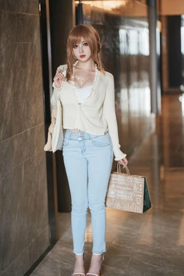 穿越时空的文学回响：那些重塑我们情感认知的经典女同小说