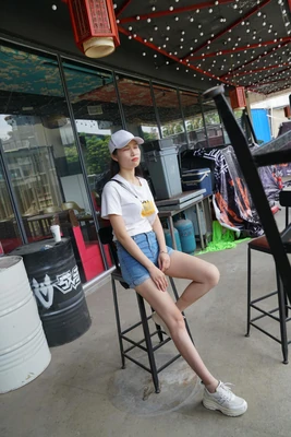 揭开《面纱》的经典面纱：毛姆笔下爱与救赎的永恒叩问