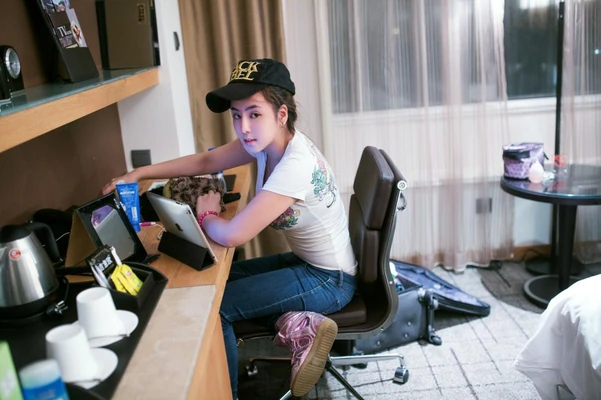 那些让我们在黑暗中默默流泪的瞬间：催泪故事电影为何总能触动灵魂深处