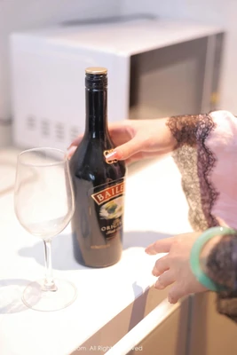 熟年经典：在时光沉淀中绽放的优雅与智慧